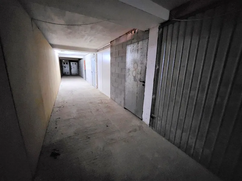 Commercial - Storage Room в продаже в Manilva, Málaga. Площадь дома 1130 м²