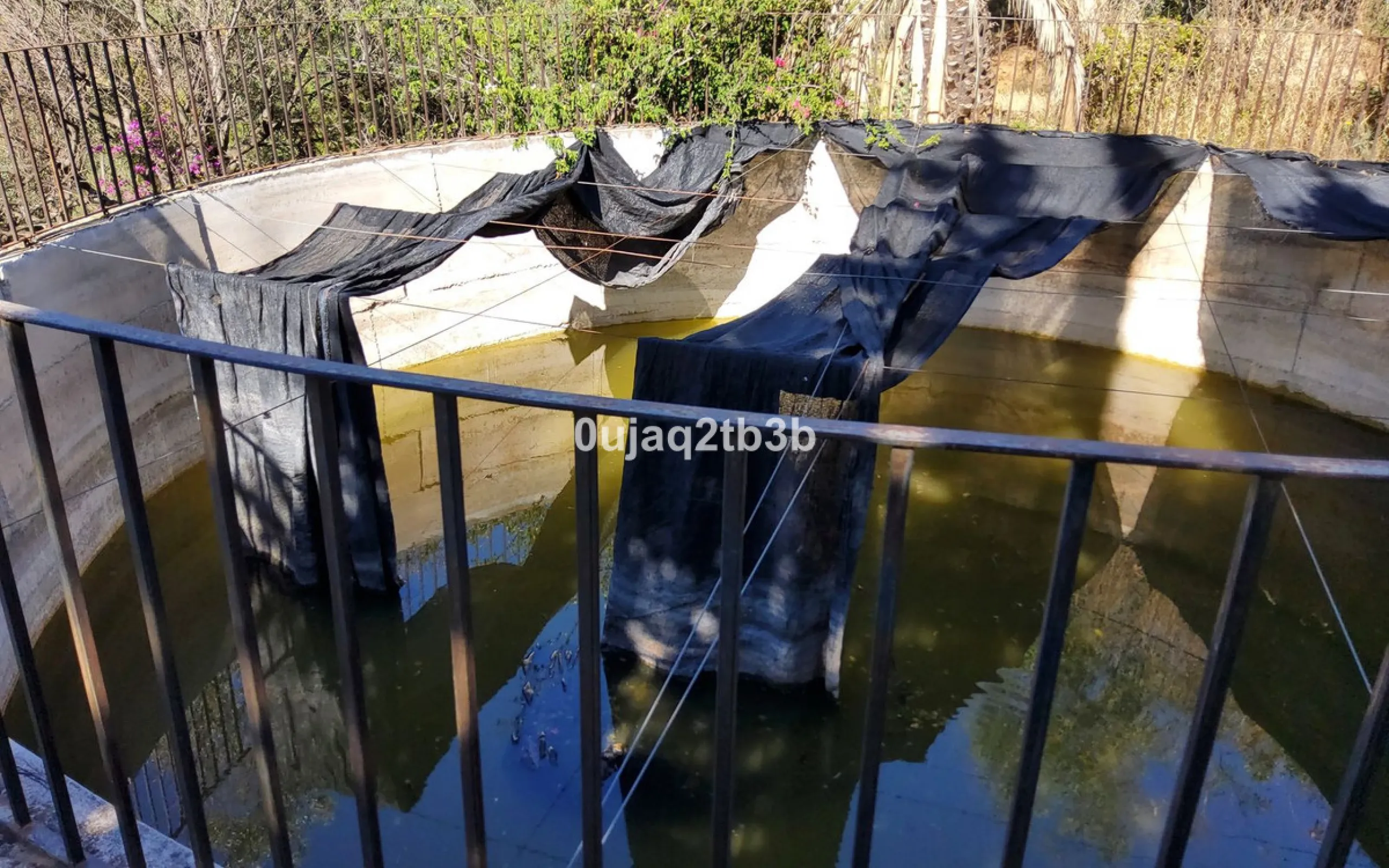 New to the market investment opportunity in Mijas. This over 10.000 square meter plot in Mijas municipality is only 15 minutes away from the beach in Fuengirola and 20 from Malaga´s airport. 5 minutes to Mijas pueblo.