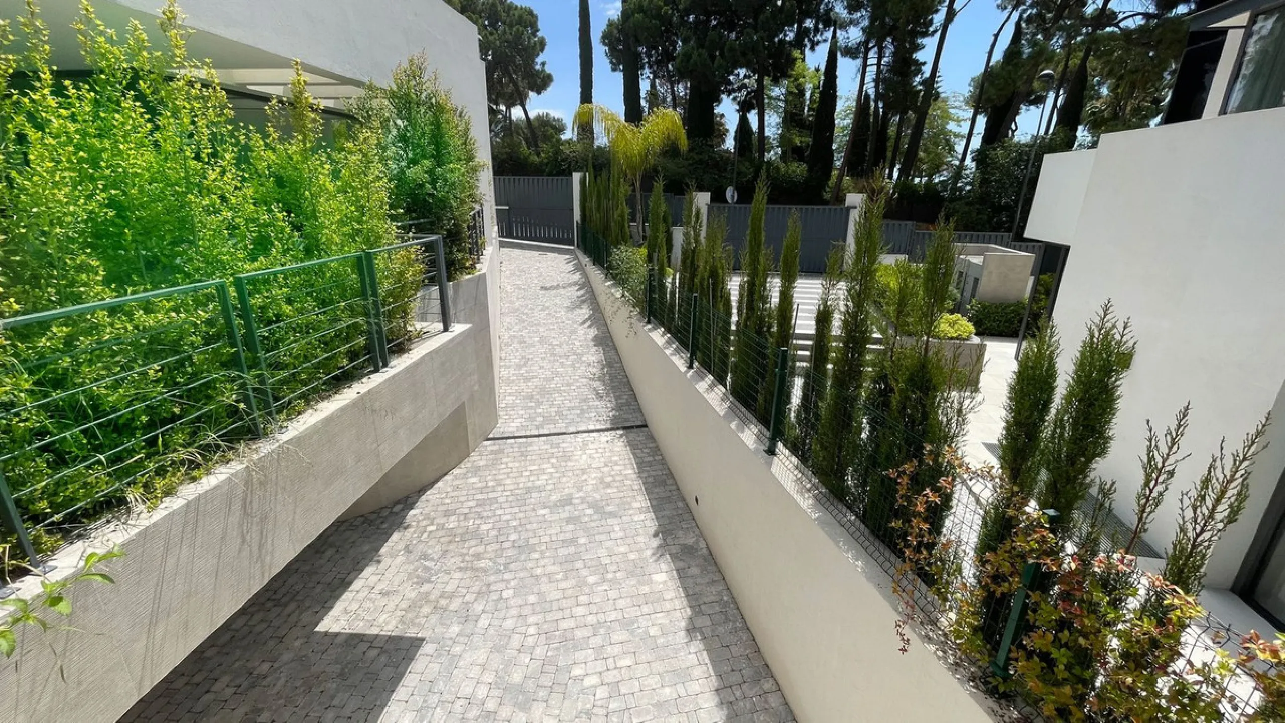 The house of your dreams is here, a spectecular brand new modern villa for sale in the heart of the golden mile of Marbella in Nagueles , it has 5 bedrooms and 5.5 bathrooms, built over 3 levels with luxirous elevator. Including a basement where you can f