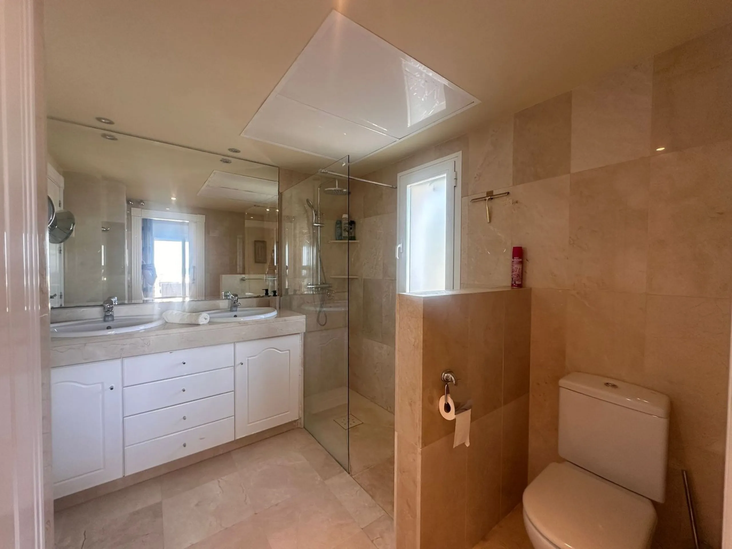Ground Floor Apartment, Casares Playa, Costa del Sol.