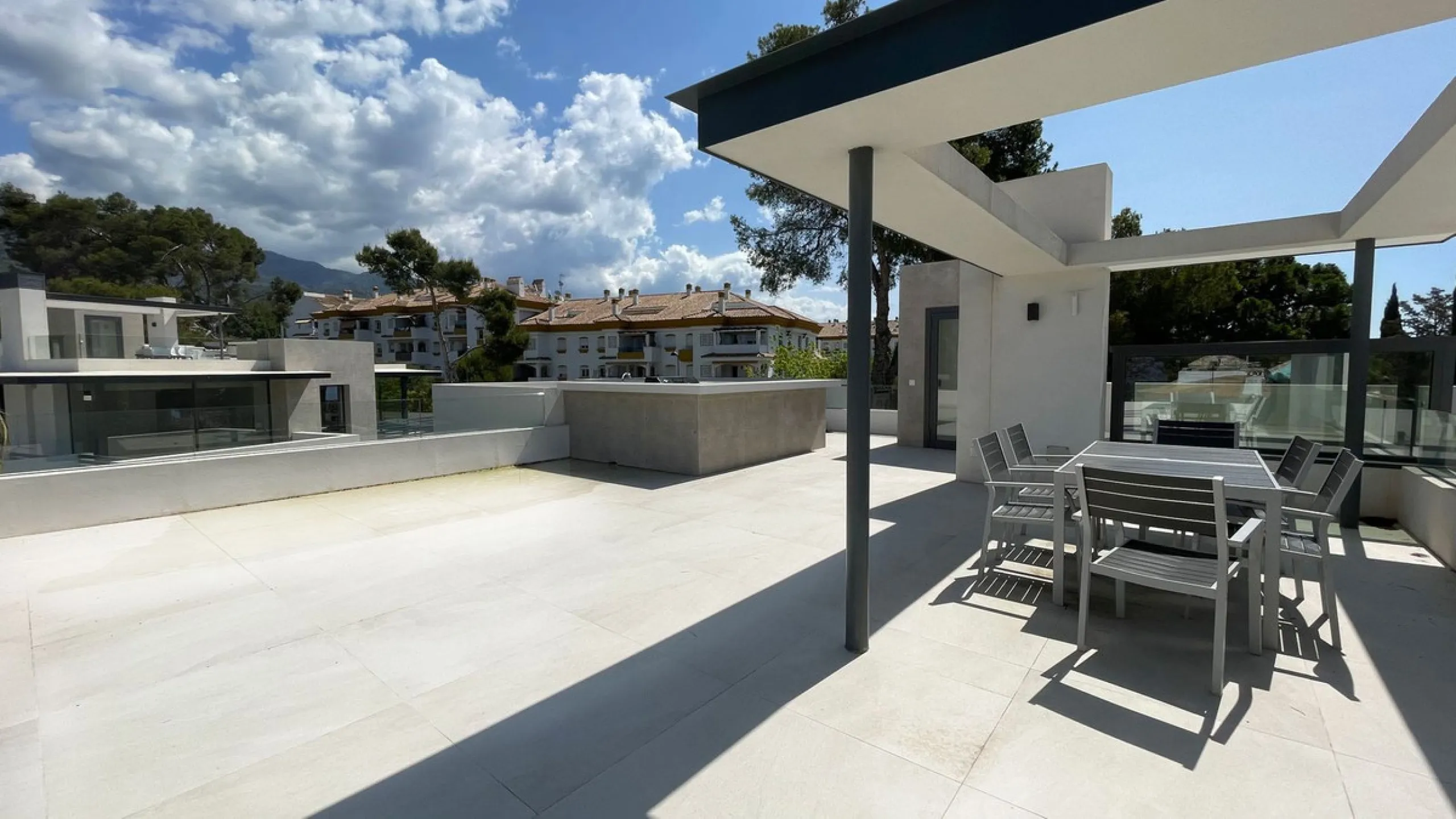 The house of your dreams is here, a spectecular brand new modern villa for sale in the heart of the golden mile of Marbella in Nagueles , it has 5 bedrooms and 5.5 bathrooms, built over 3 levels with luxirous elevator. Including a basement where you can f