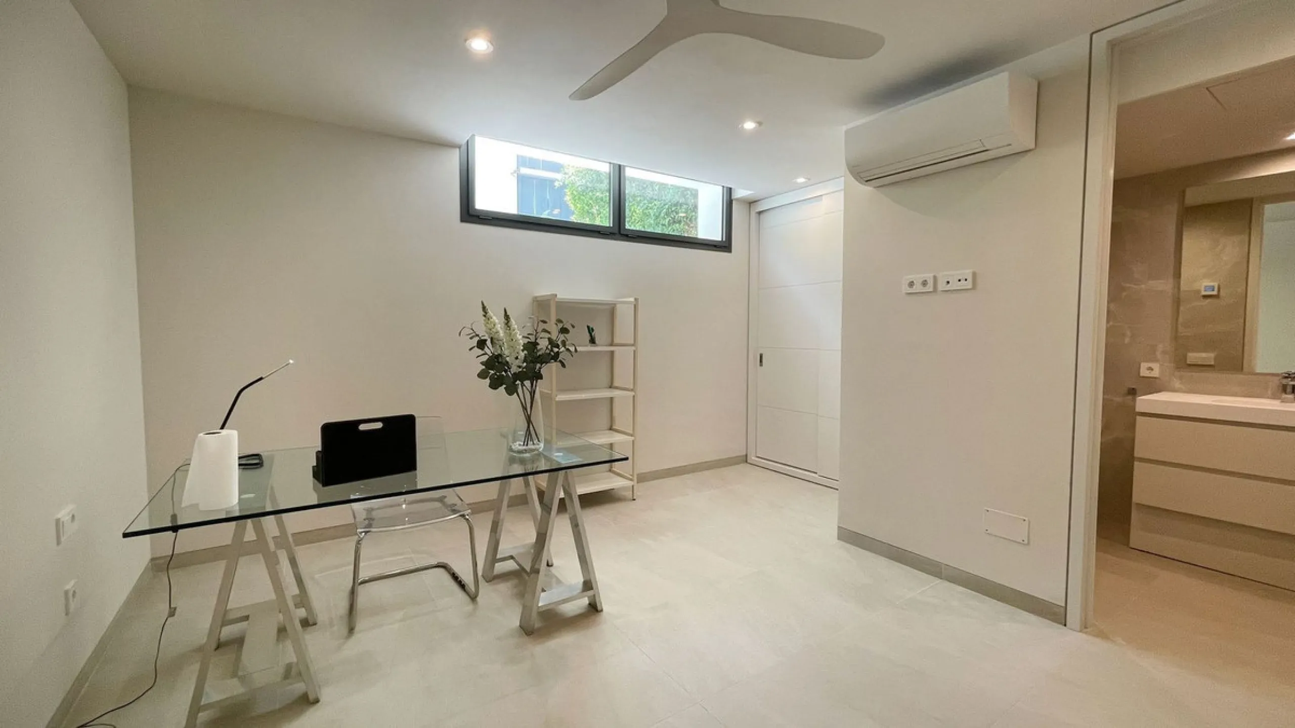 The house of your dreams is here, a spectecular brand new modern villa for sale in the heart of the golden mile of Marbella in Nagueles , it has 5 bedrooms and 5.5 bathrooms, built over 3 levels with luxirous elevator. Including a basement where you can f