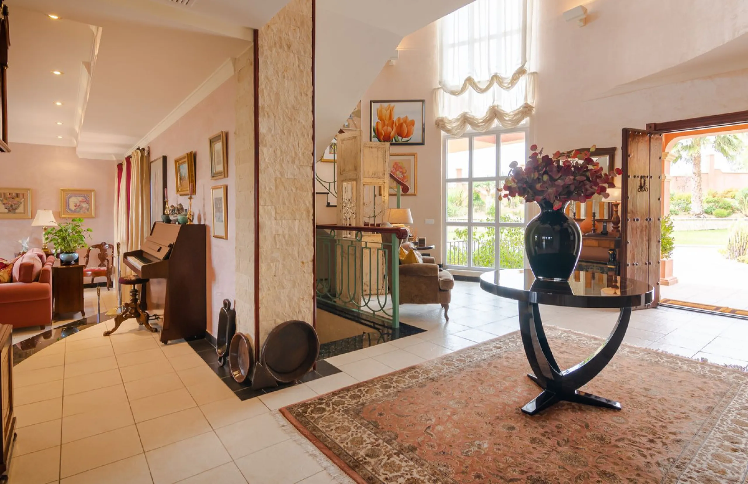IMPRESSIVE DESIGN VILLA WITH PANORAMIC VIEWS TO THE MEDITERRANEAN SEA, COSTA DEL SOL