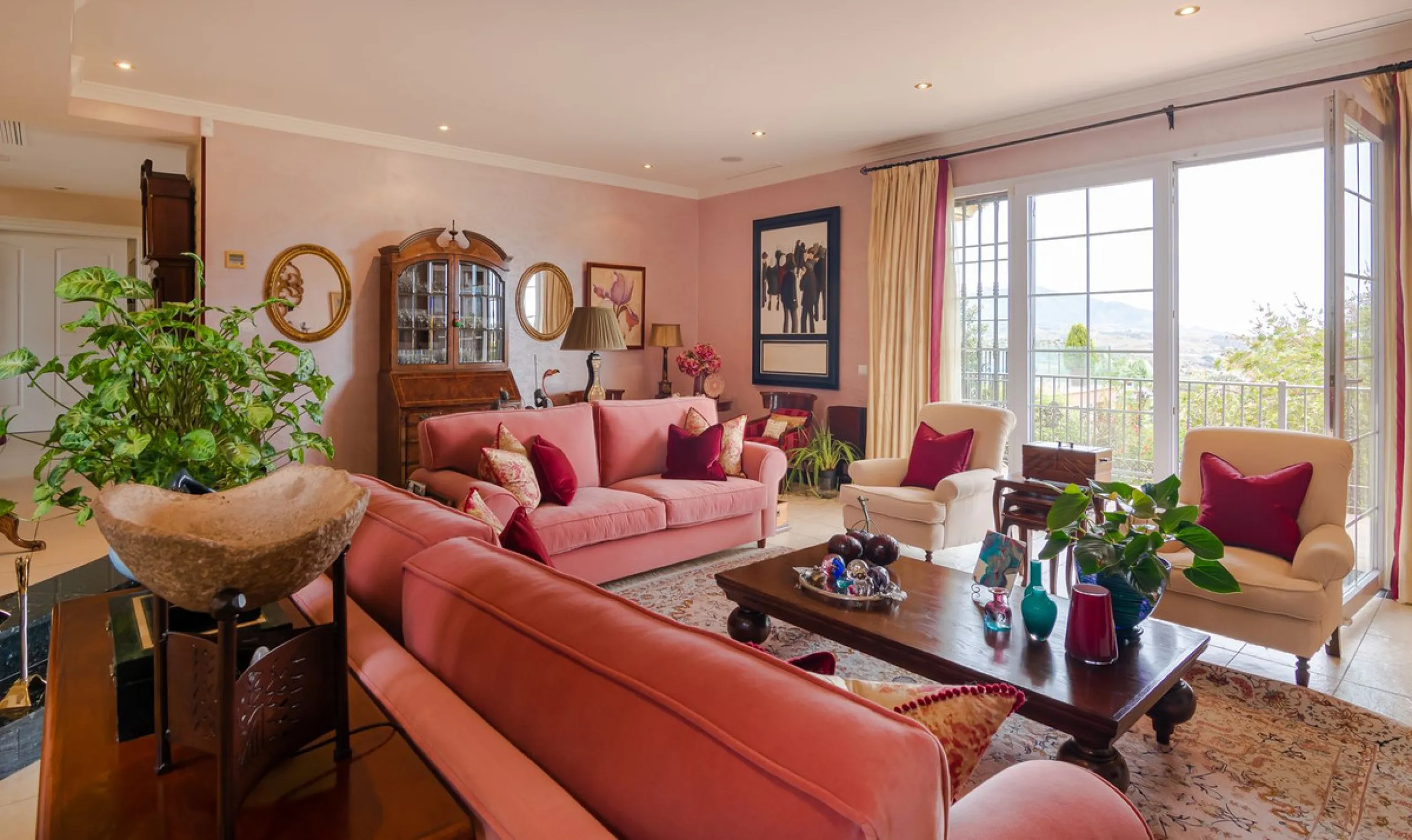 IMPRESSIVE DESIGN VILLA WITH PANORAMIC VIEWS TO THE MEDITERRANEAN SEA, COSTA DEL SOL