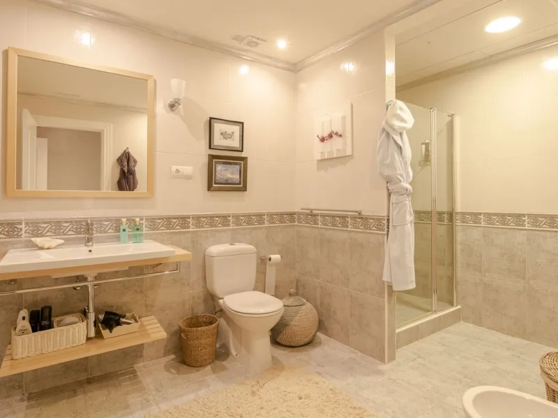 IMPRESSIVE DESIGN VILLA WITH PANORAMIC VIEWS TO THE MEDITERRANEAN SEA, COSTA DEL SOL