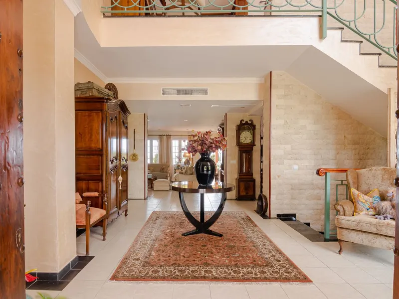 IMPRESSIVE DESIGN VILLA WITH PANORAMIC VIEWS TO THE MEDITERRANEAN SEA, COSTA DEL SOL