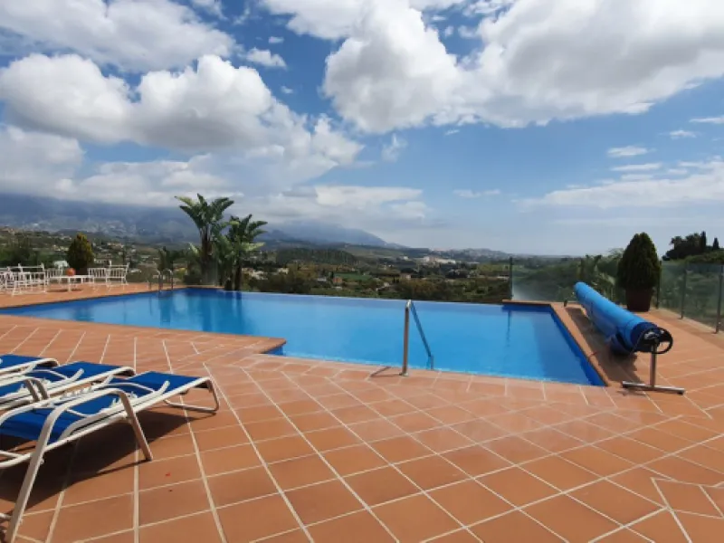 IMPRESSIVE DESIGN VILLA WITH PANORAMIC VIEWS TO THE MEDITERRANEAN SEA, COSTA DEL SOL