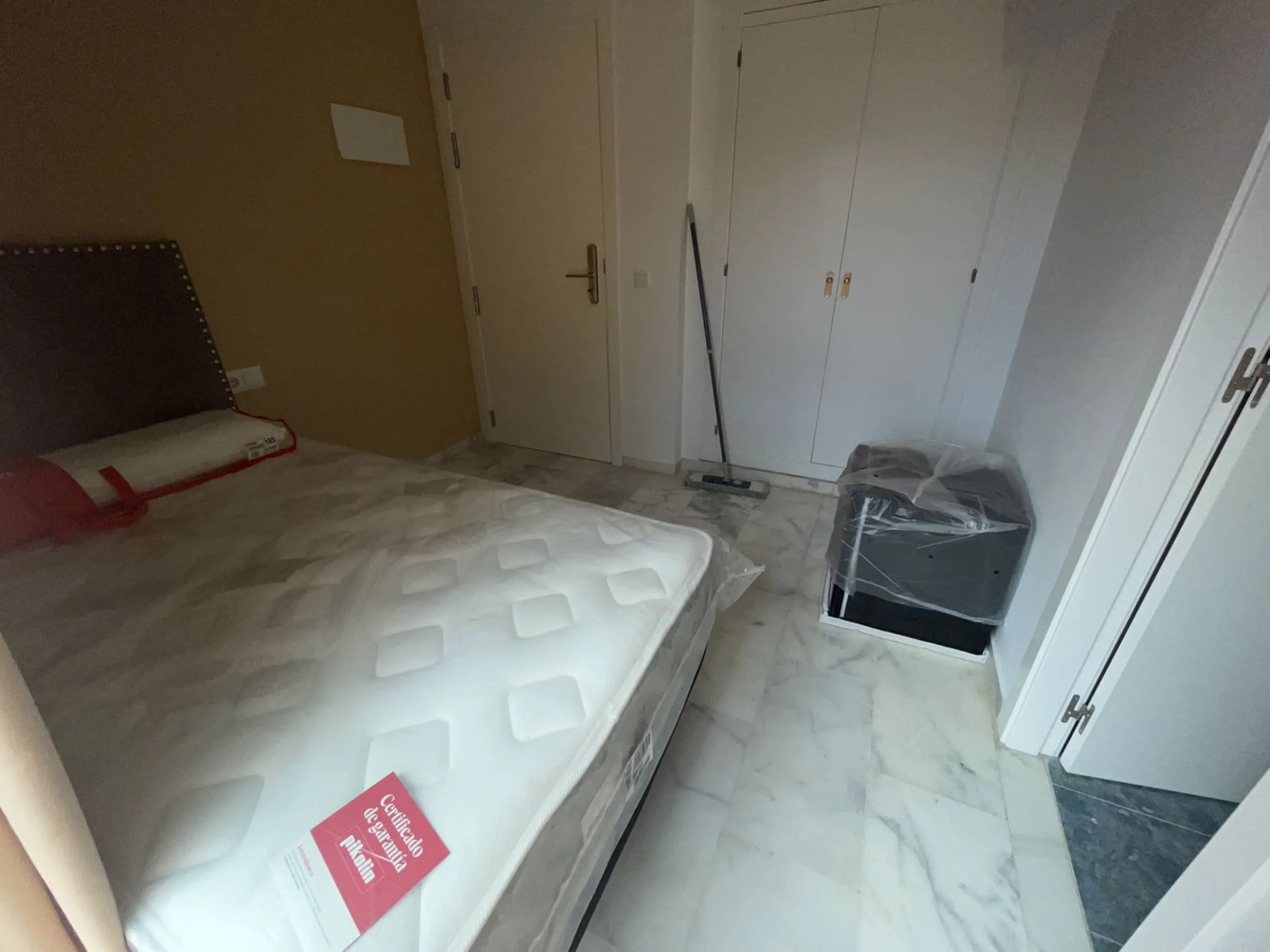 2-star hostel, called , located in the Cancelada area,