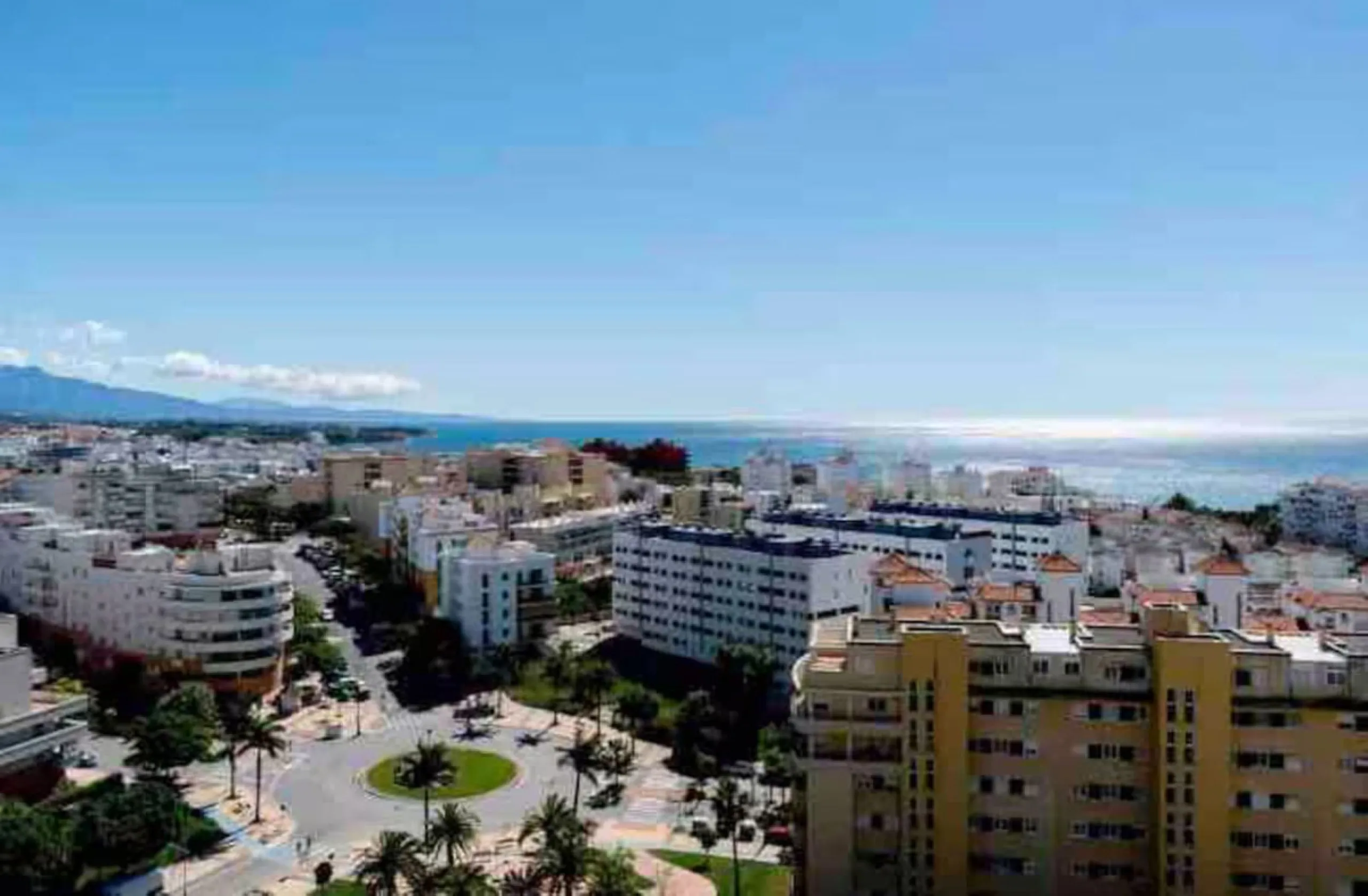 Middle Floor Apartment, Estepona, Costa del Sol.