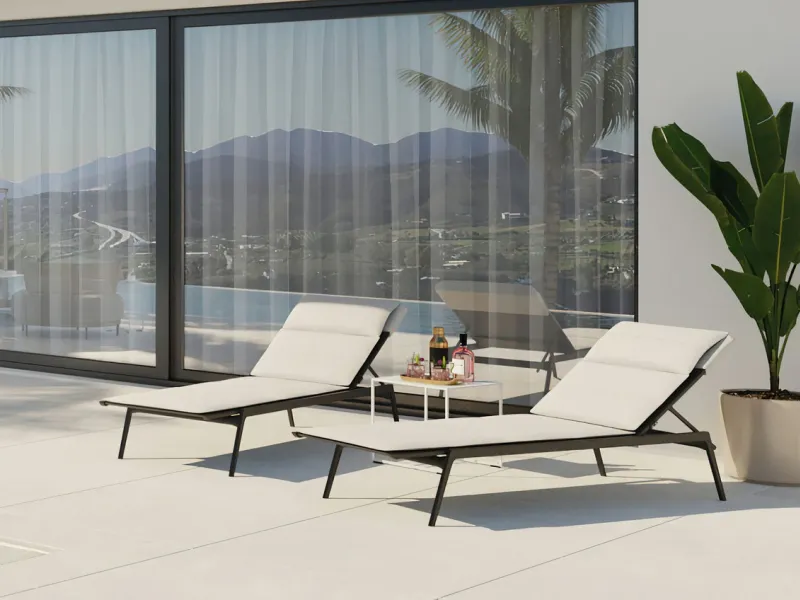 Connect with nature in these beautiful 3-storey villas on the outskirts of Coín. The large floor to ceiling window on the ground floor provides so much light that you could easily forget if you are inside or out, in the living room or on the terrace. It i