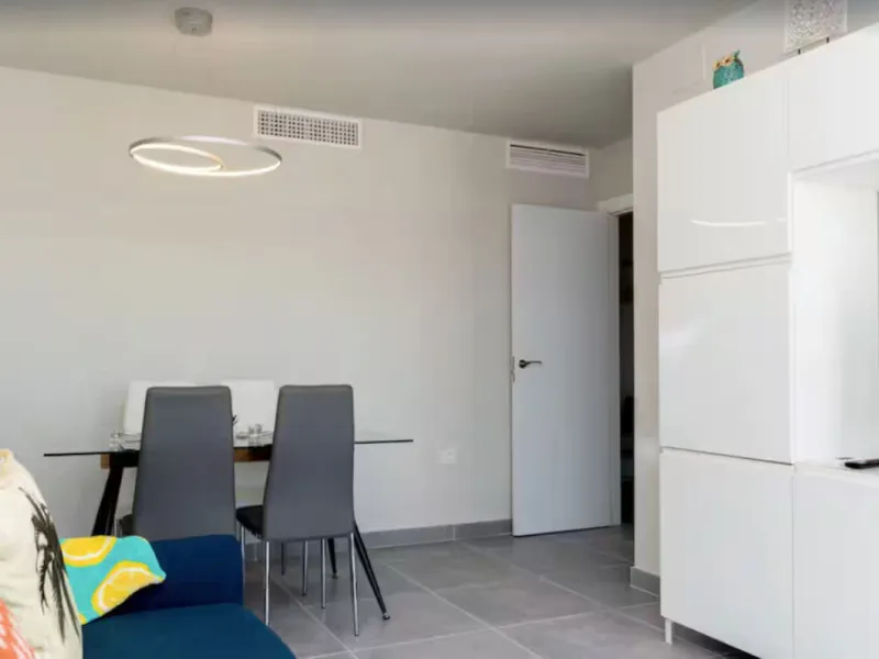 Middle Floor Apartment, Estepona, Costa del Sol.