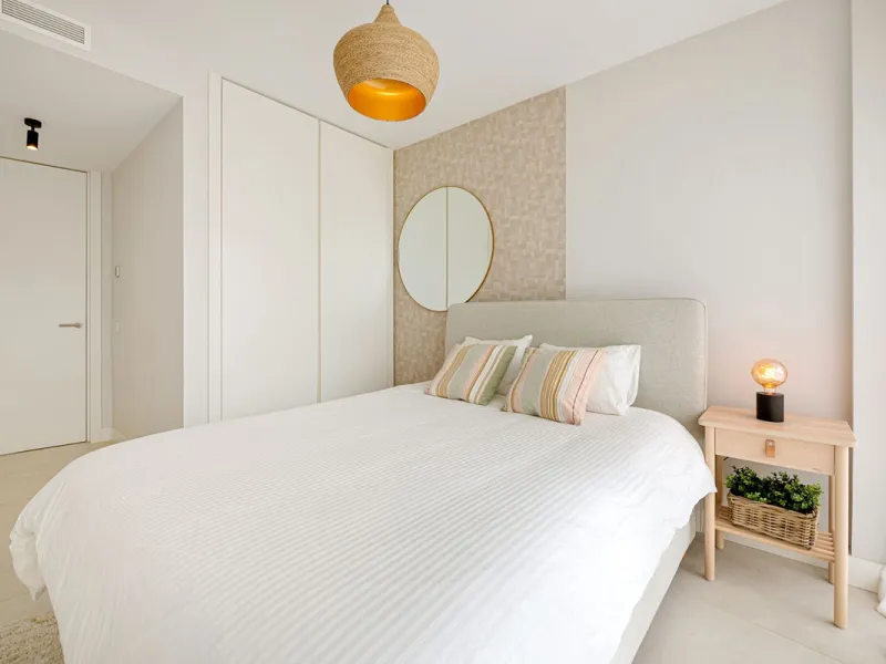Apartment - Ground Floor Apartment в продаже в Estepona, Málaga. В доме 3 спален и 2 ванных комнат. Площадь дома 127 м². Площадь участка 42 м²