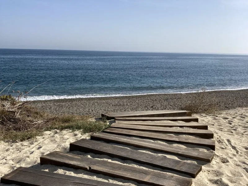 Apartment - Ground Floor Apartment в продаже в Estepona, Málaga. В доме 3 спален и 2 ванных комнат. Площадь дома 127 м². Площадь участка 42 м²