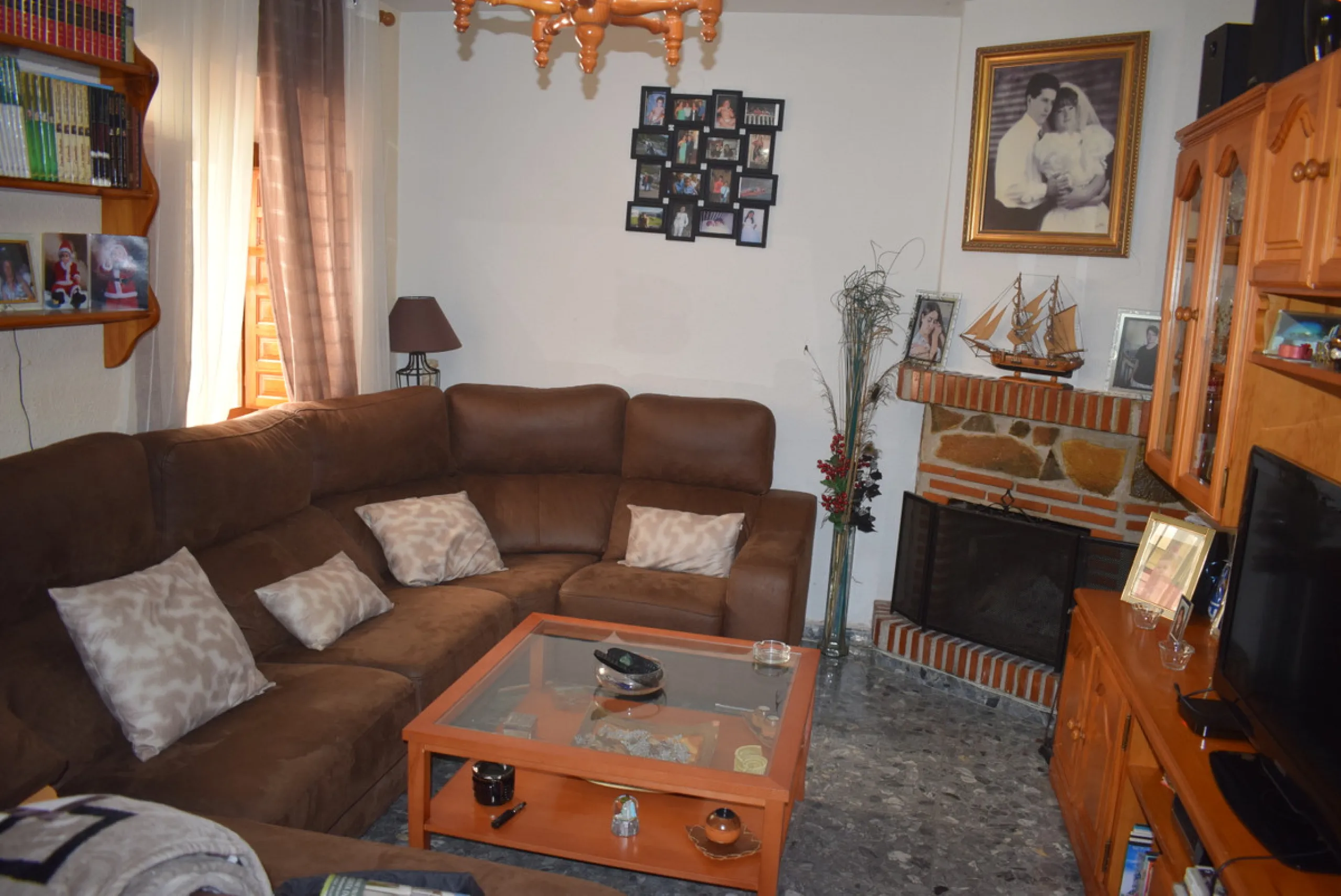 House - Townhouse в продаже в Málaga, Málaga. В доме 3 спален и 1 ванных комнат. Площадь дома 172 м²