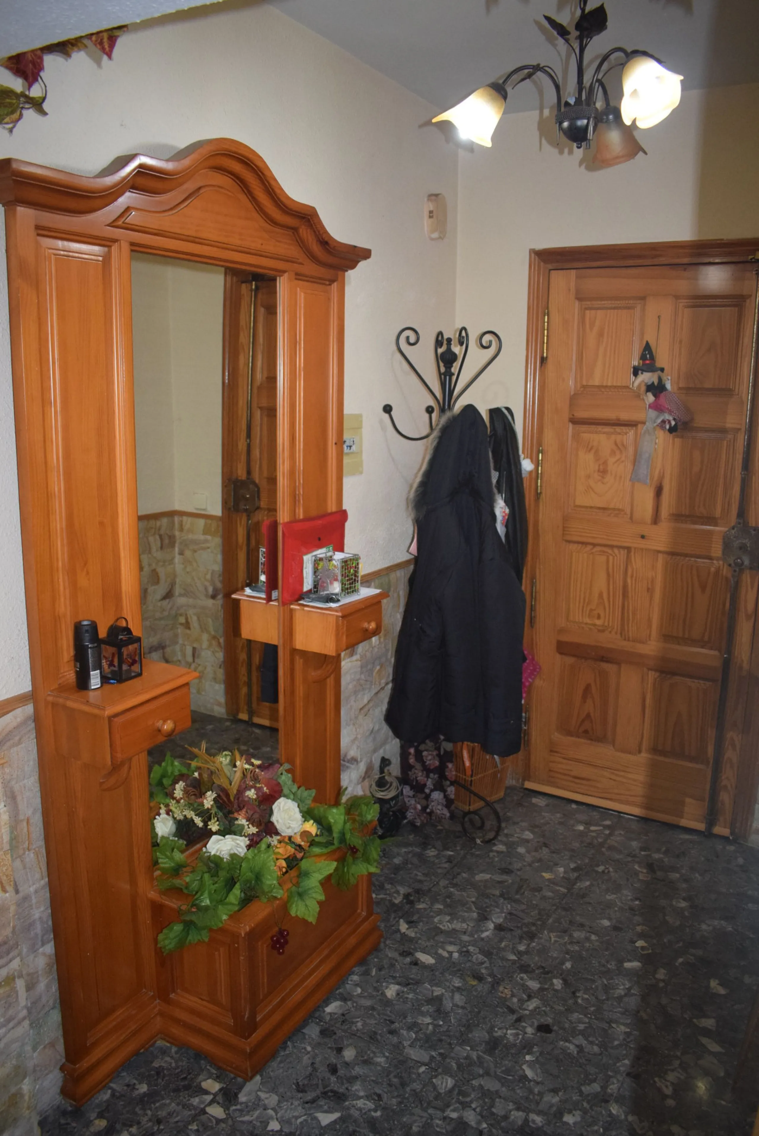 House - Townhouse в продаже в Málaga, Málaga. В доме 3 спален и 1 ванных комнат. Площадь дома 172 м²
