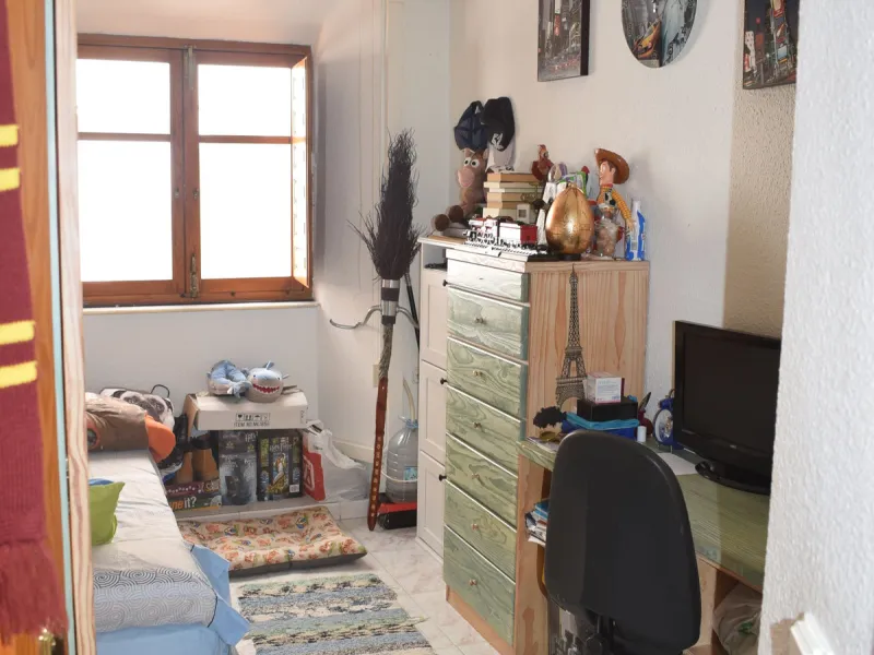 House - Townhouse в продаже в Málaga, Málaga. В доме 3 спален и 1 ванных комнат. Площадь дома 172 м²