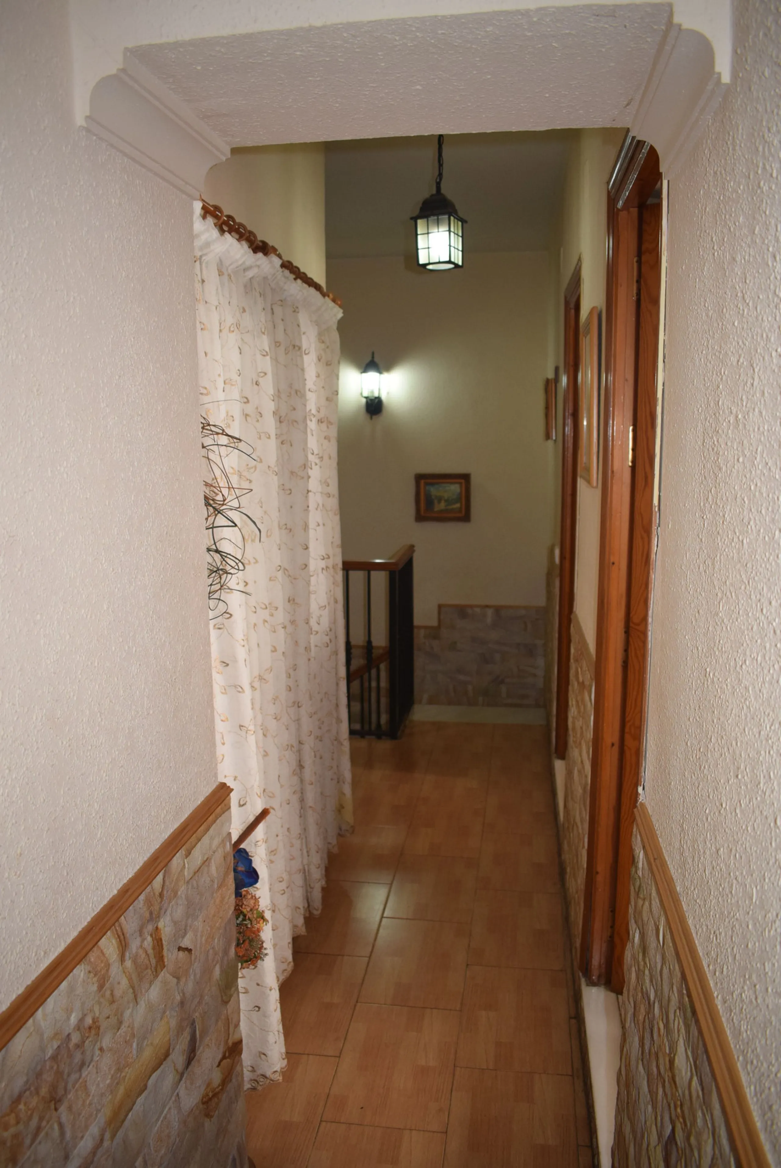 House - Townhouse в продаже в Málaga, Málaga. В доме 3 спален и 1 ванных комнат. Площадь дома 172 м²