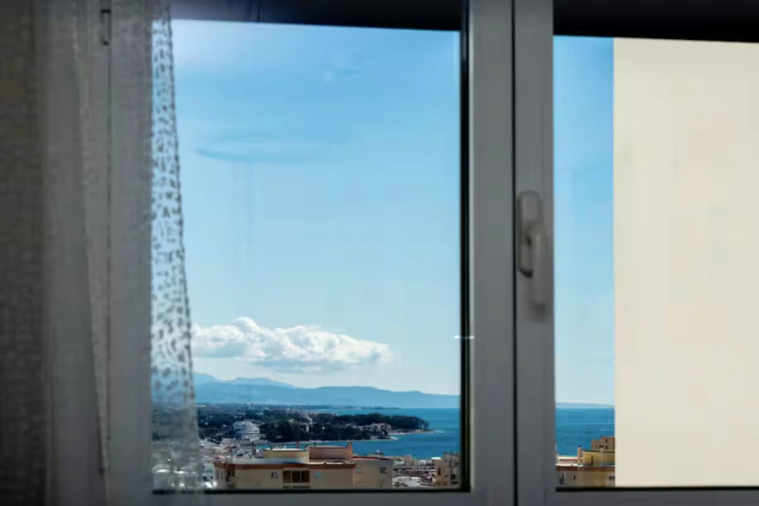 Middle Floor Apartment, Estepona, Costa del Sol.