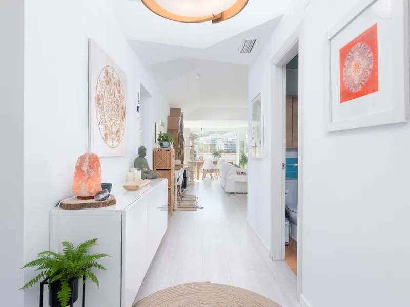 Apartment - Penthouse в продаже в Fuengirola, Málaga. В доме 3 спален и 2 ванных комнат. Площадь дома 106 м²