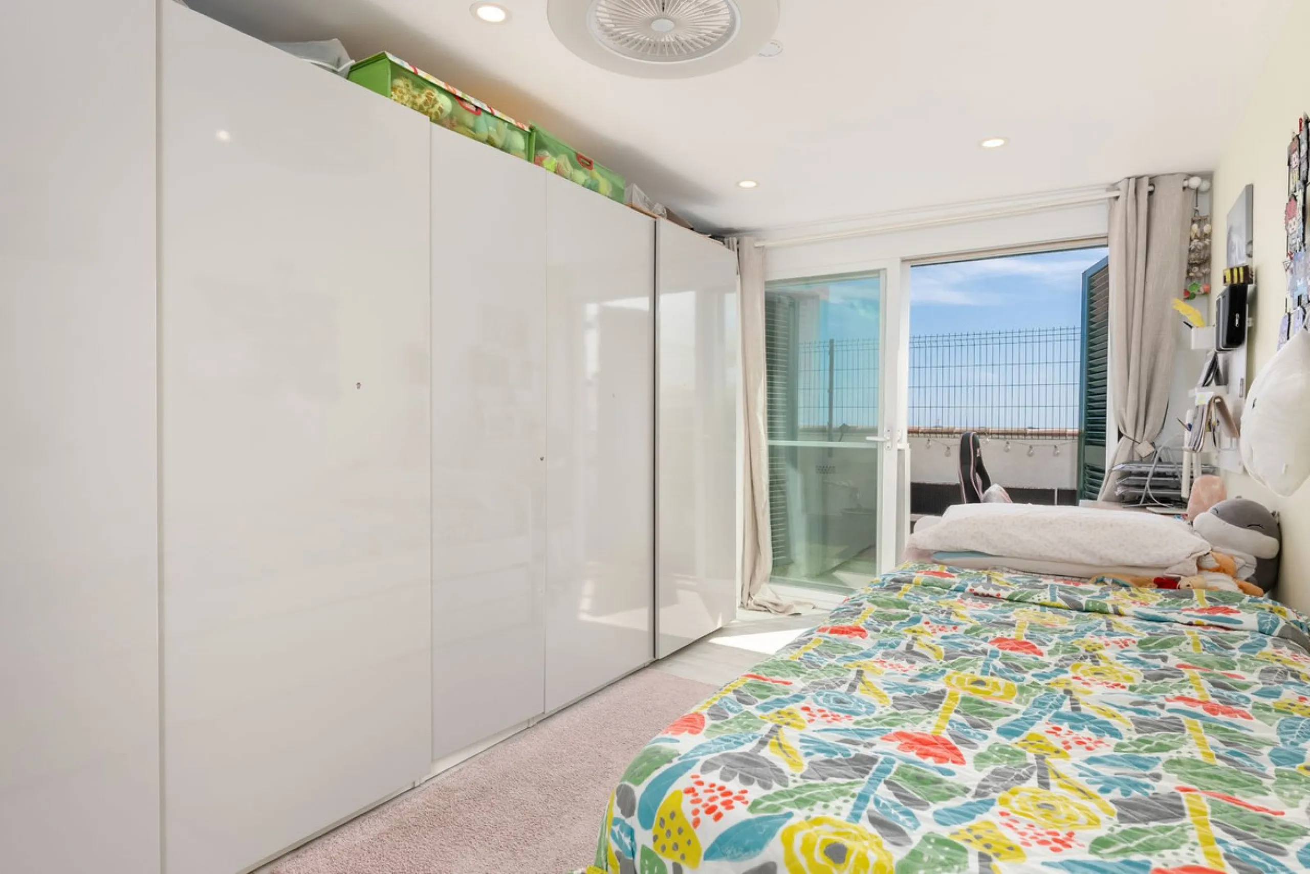 Apartment - Penthouse в продаже в Fuengirola, Málaga. В доме 3 спален и 2 ванных комнат. Площадь дома 106 м²