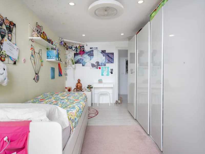 Apartment - Penthouse в продаже в Fuengirola, Málaga. В доме 3 спален и 2 ванных комнат. Площадь дома 106 м²