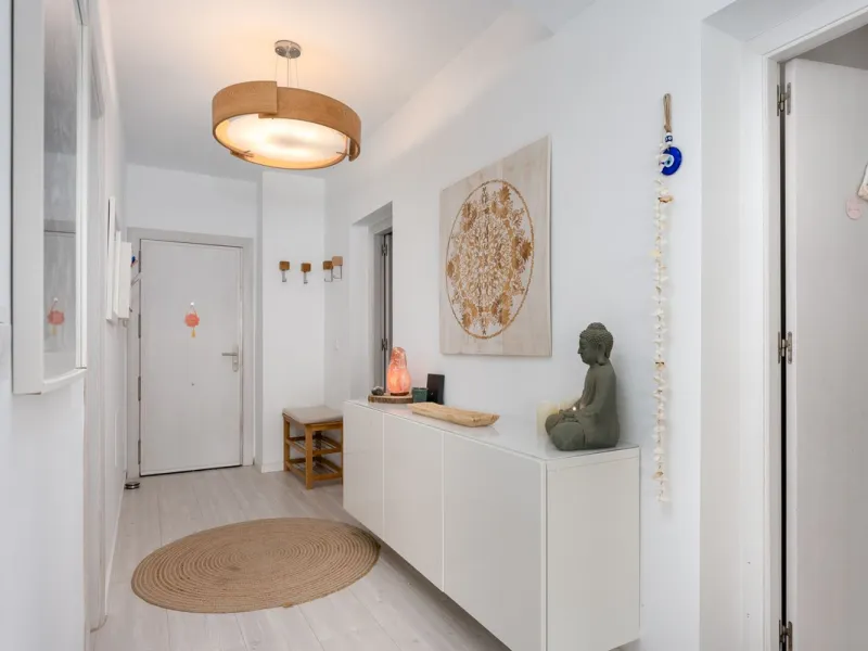 Apartment - Penthouse в продаже в Fuengirola, Málaga. В доме 3 спален и 2 ванных комнат. Площадь дома 106 м²