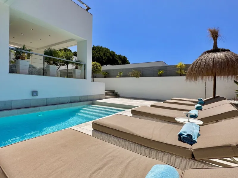 Modern Villa with high quality interior designer in Nagueles Golden Mile.