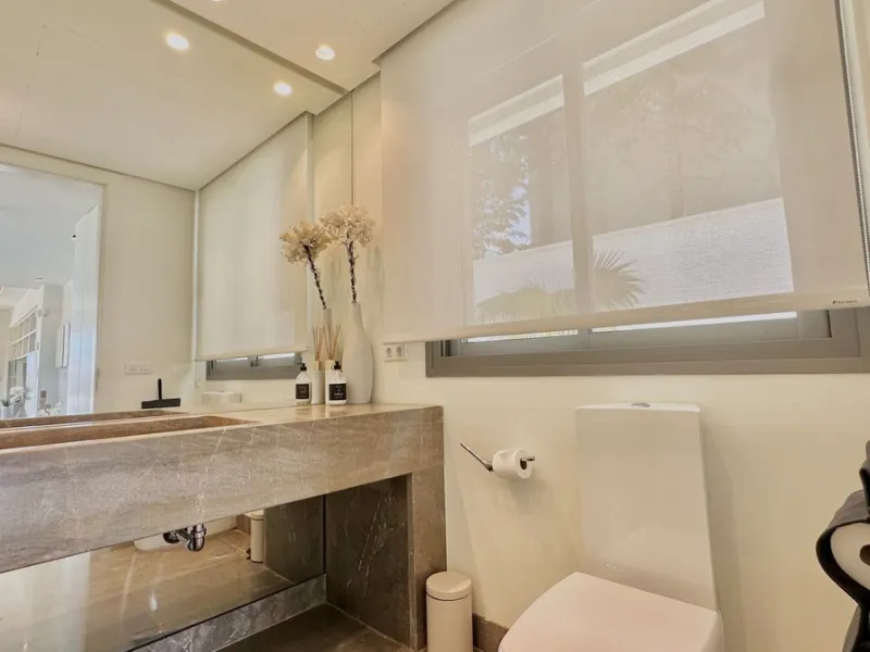 Modern Villa with high quality interior designer in Nagueles Golden Mile.