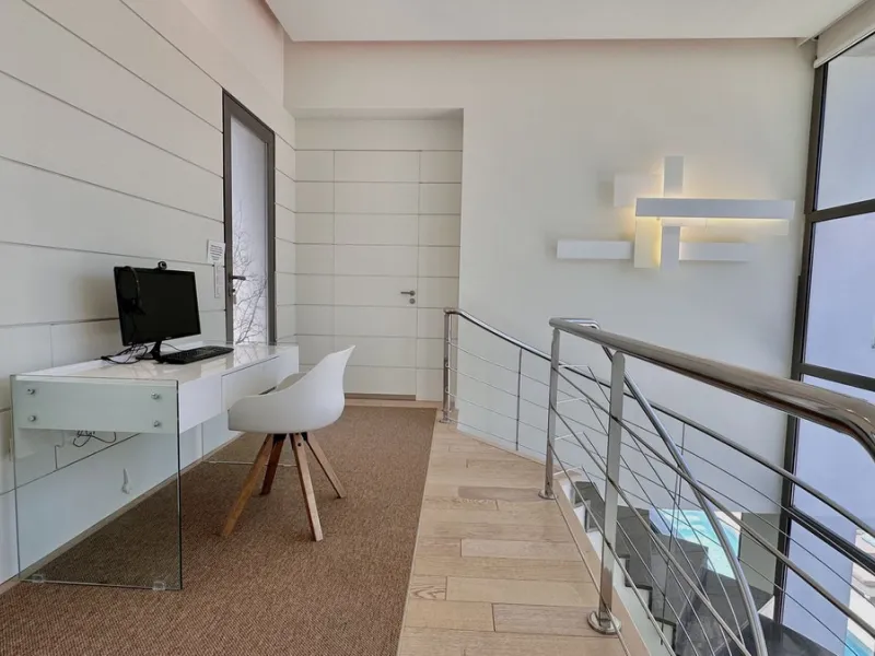 Modern Villa with high quality interior designer in Nagueles Golden Mile.