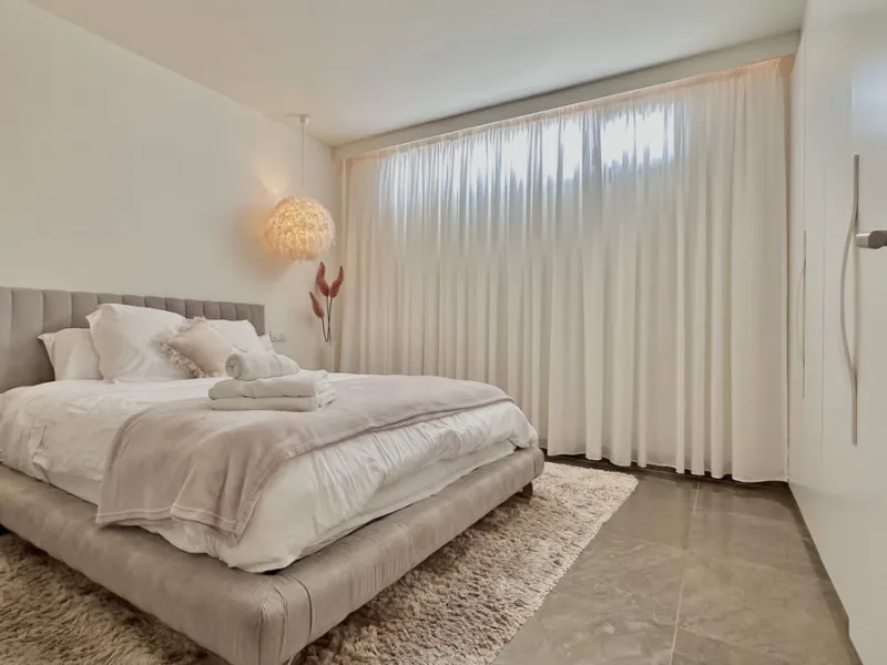 Modern Villa with high quality interior designer in Nagueles Golden Mile.
