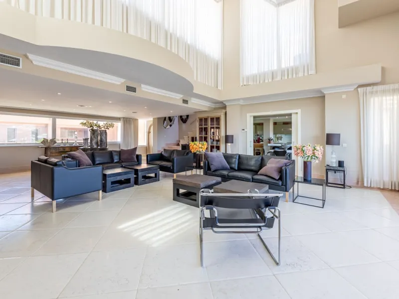 We are glad to introduce you to the BEST Penthouse in Costa del Sol.