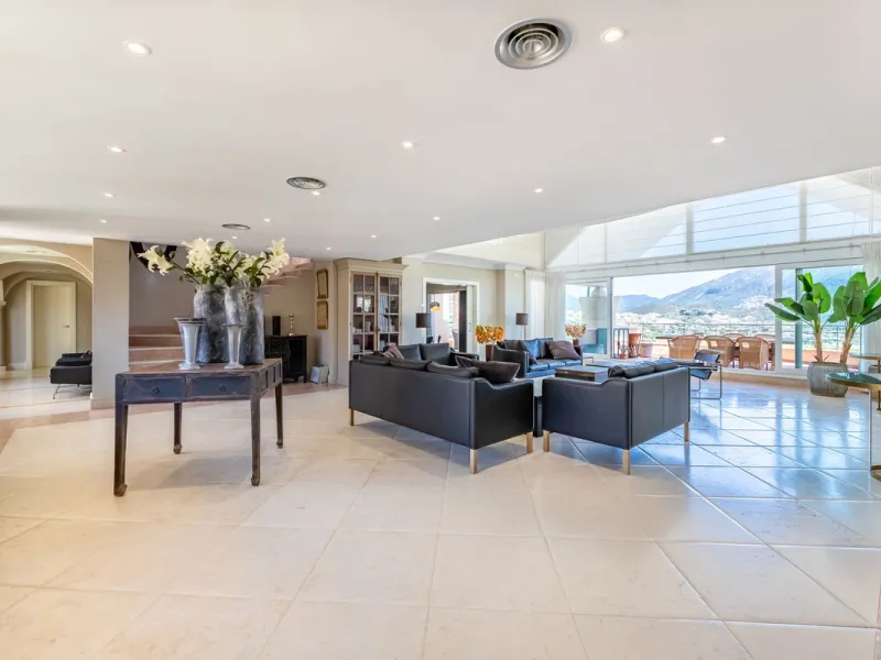 We are glad to introduce you to the BEST Penthouse in Costa del Sol.