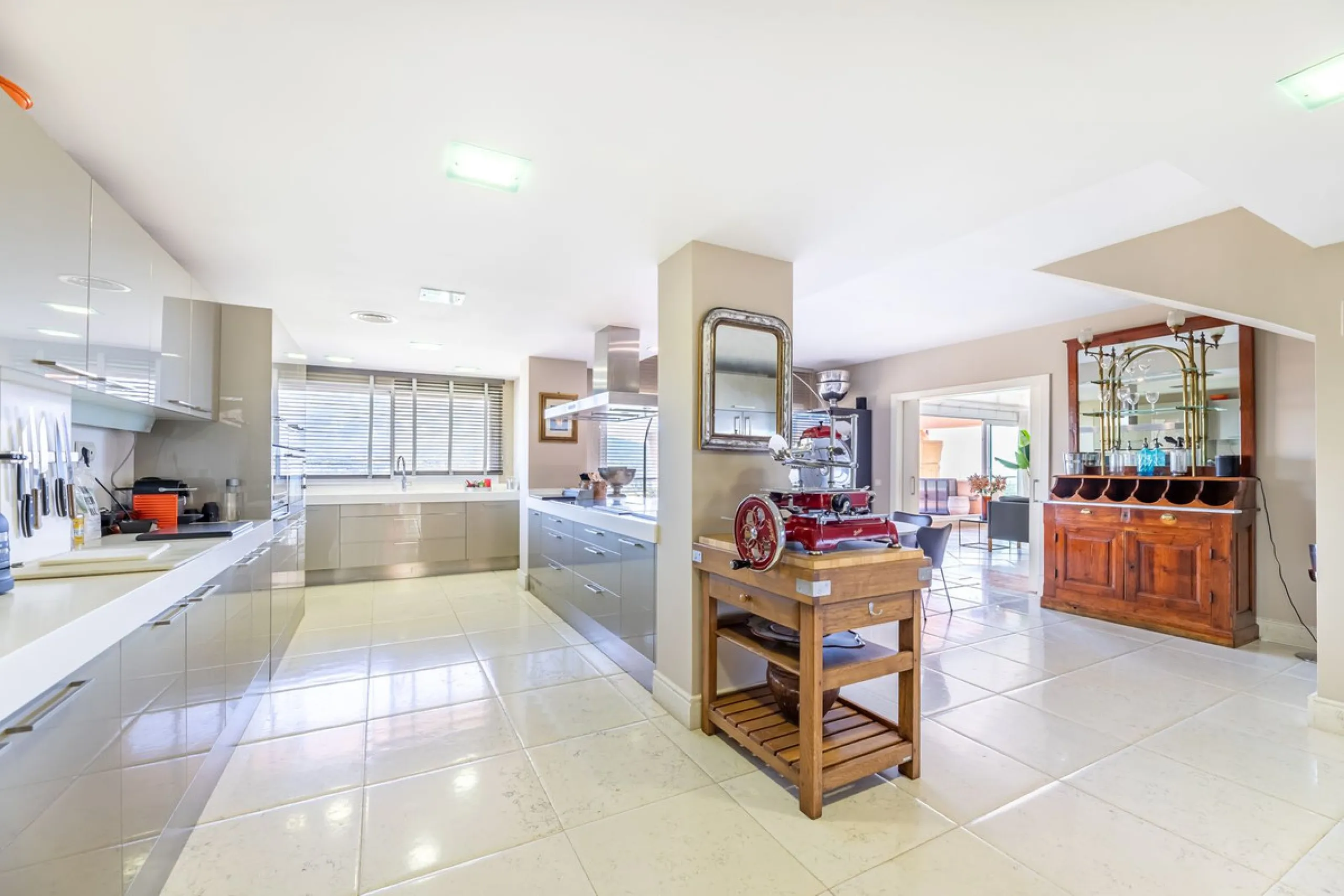 We are glad to introduce you to the BEST Penthouse in Costa del Sol.