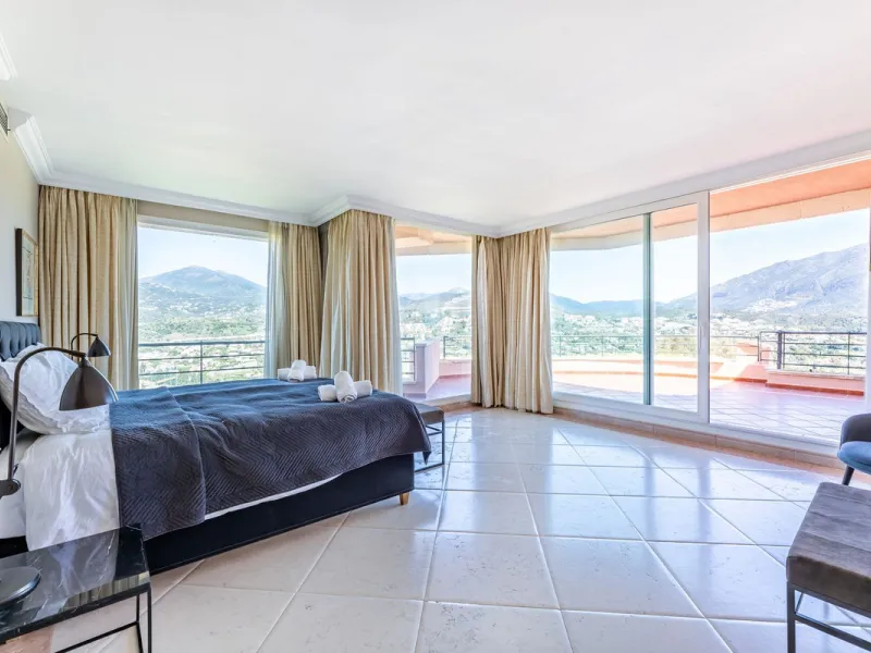 We are glad to introduce you to the BEST Penthouse in Costa del Sol.