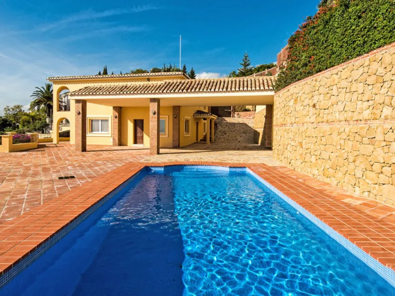 Espectacular villa with the best panoramic sea views.
