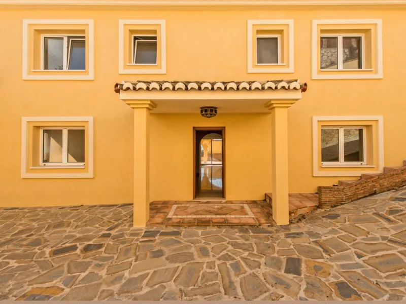 Espectacular villa with the best panoramic sea views.