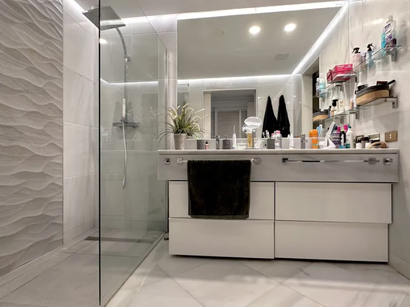 Apartment - Middle Floor Apartment в продаже в Marbella, Málaga. В доме 3 спален и 3 ванных комнат. Площадь дома 190 м²