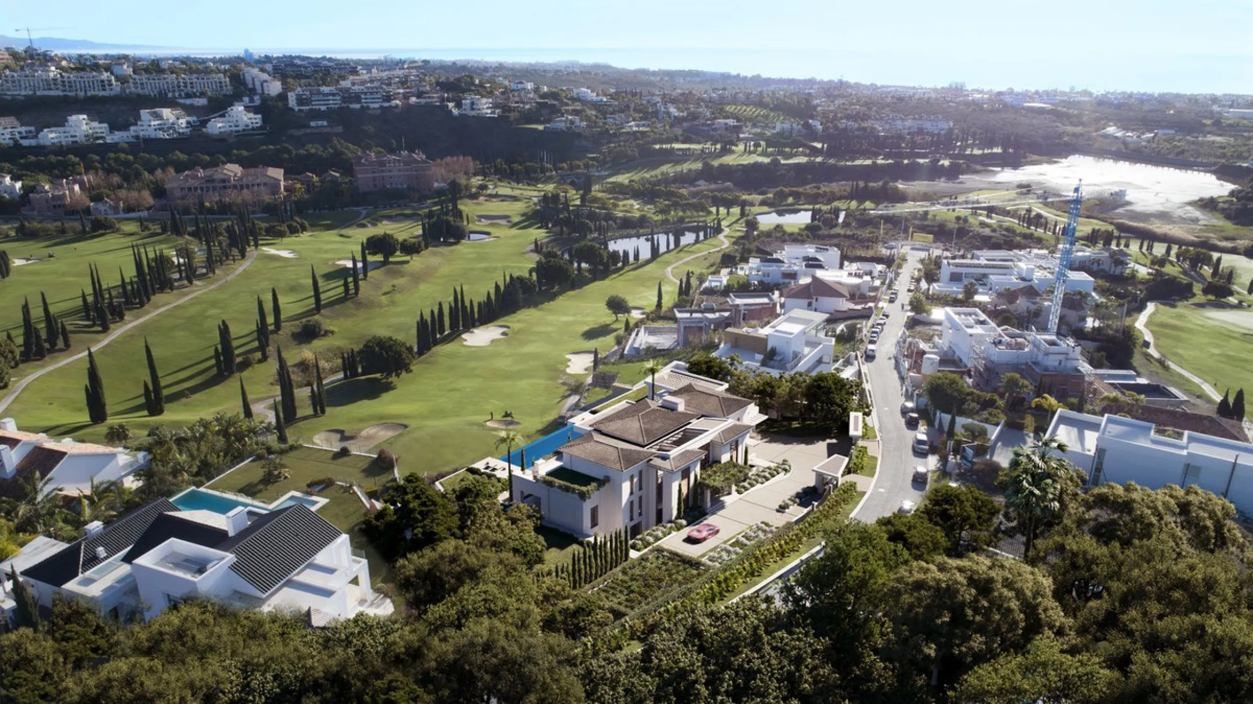 The modern villa is an exceptional property that offers an unmatched level of luxury and sophistication. Situated on a vast 3200 square meter plot, this villa offers residents ample space to enjoy their privacy and an abundance of natural light that flood