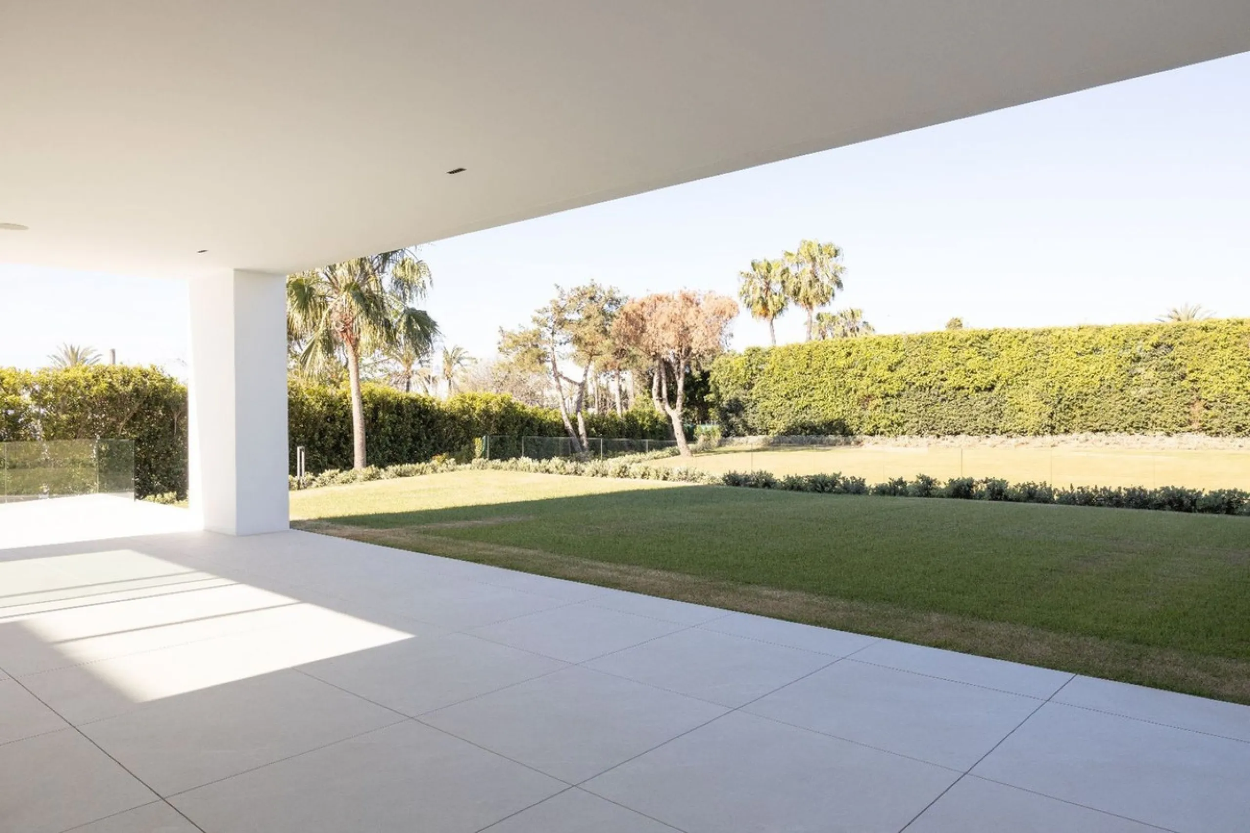 This magnificent Viila is located in a gated and secured residence of 12 Villas on the luxurious Marbella Golden Mile.