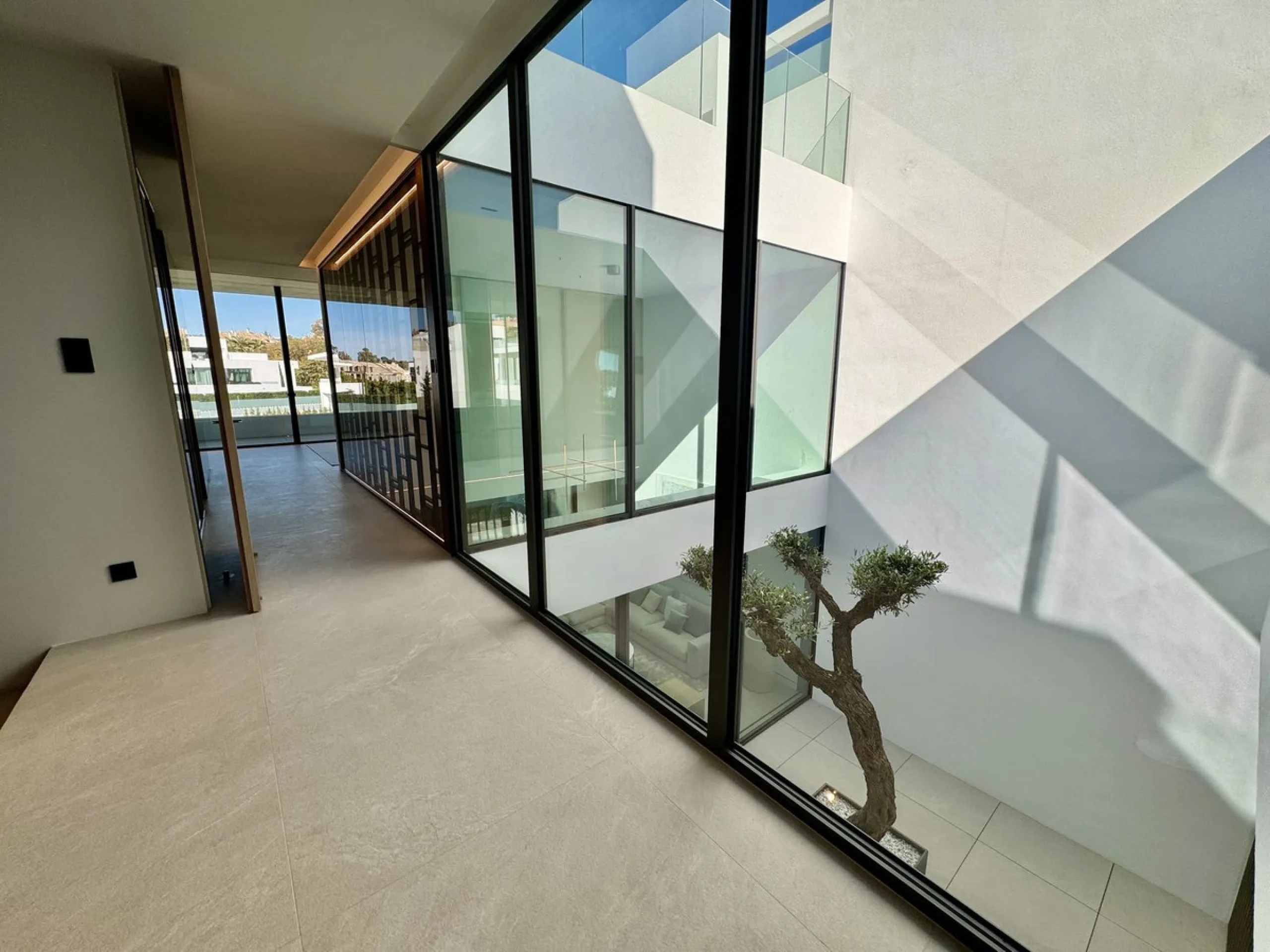 This magnificent Viila is located in a gated and secured residence of 12 Villas on the luxurious Marbella Golden Mile.