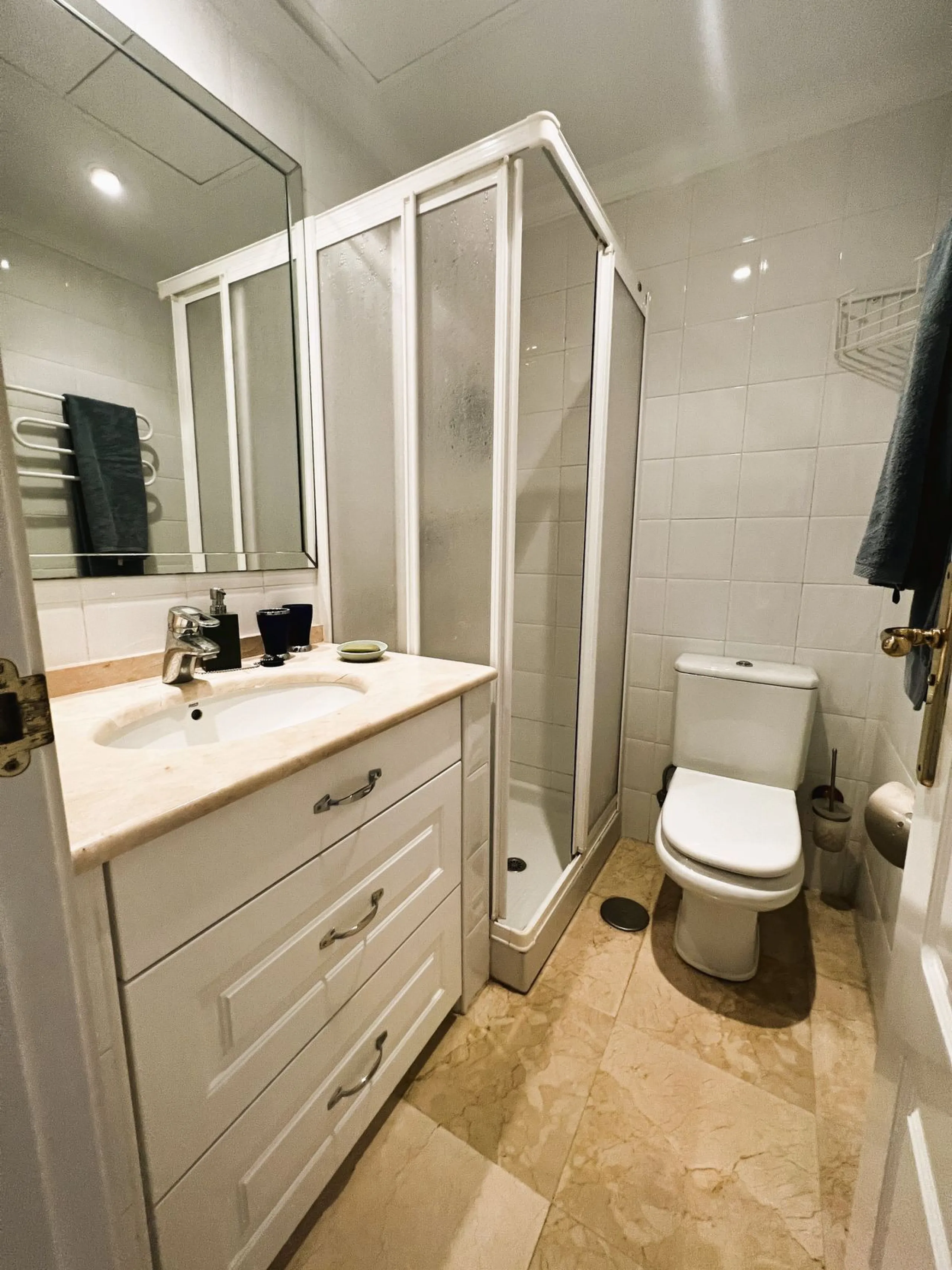 Apartment on the seafront, located in La Herradura de Banus, with direct access to the beach and spectacular views of the Mediterranean Sea, in the heart of Puerto Banus.