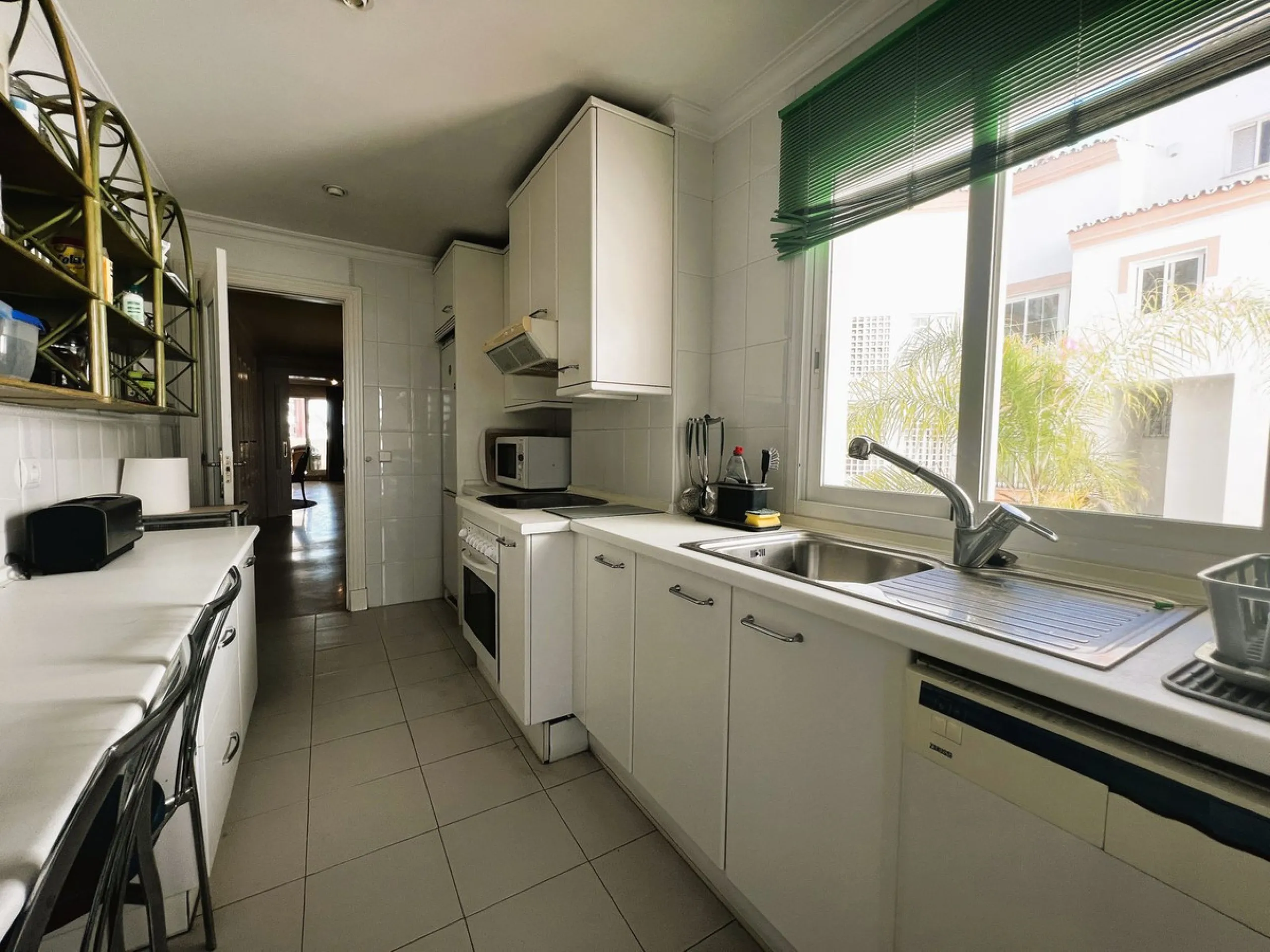 Apartment on the seafront, located in La Herradura de Banus, with direct access to the beach and spectacular views of the Mediterranean Sea, in the heart of Puerto Banus.