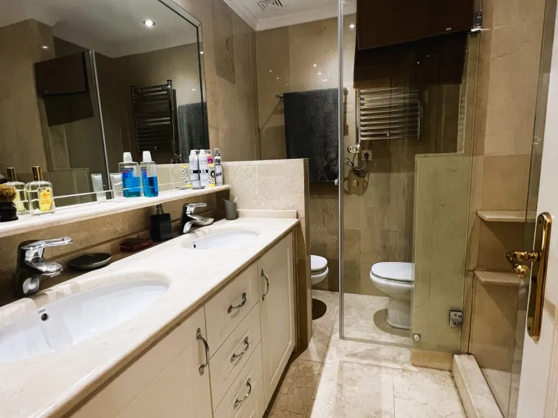 Apartment on the seafront, located in La Herradura de Banus, with direct access to the beach and spectacular views of the Mediterranean Sea, in the heart of Puerto Banus.