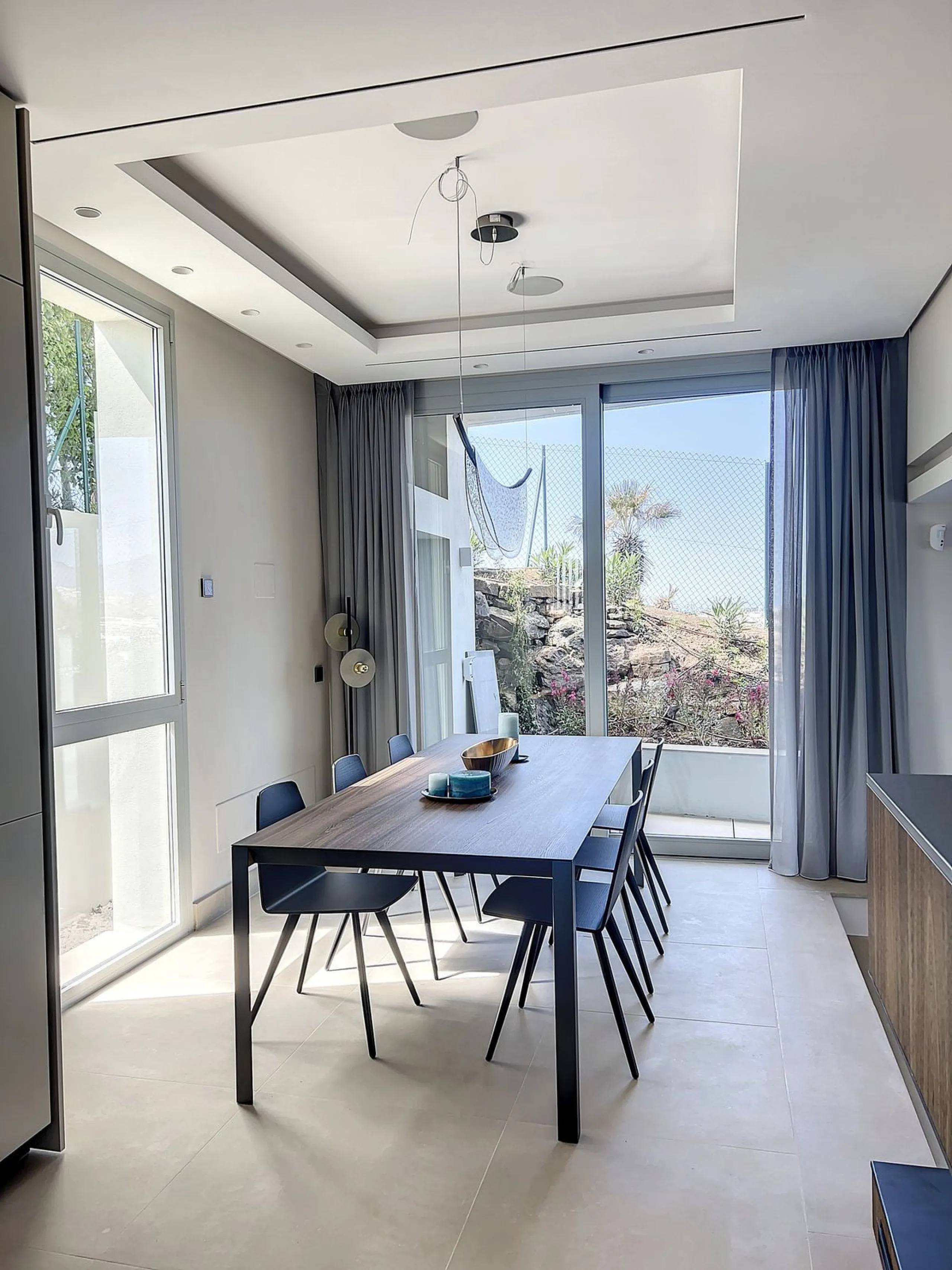 House - Detached Villa в продаже в Marbella, Málaga. В доме 4 спален и 4 ванных комнат. Площадь дома 264 м²