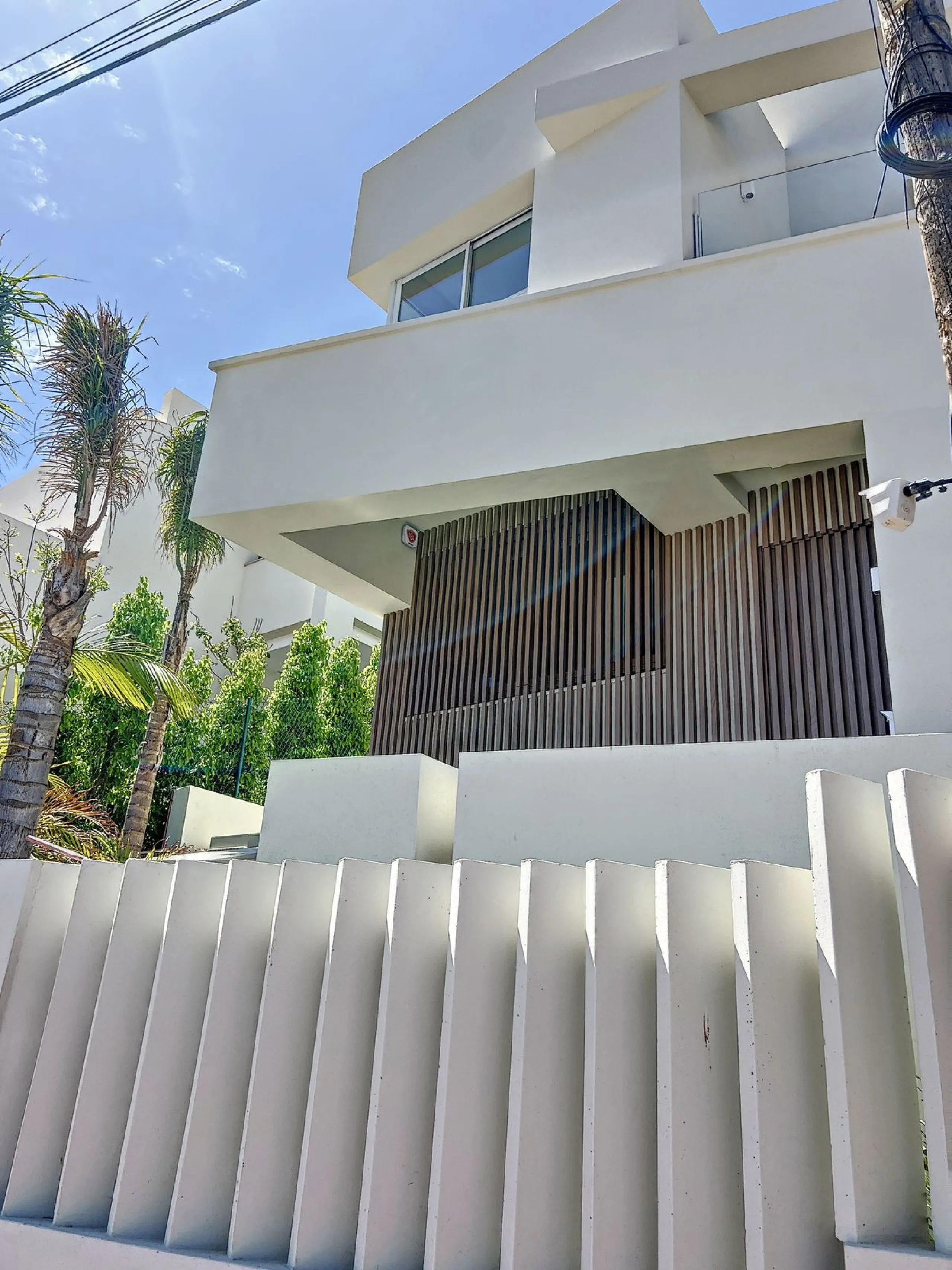 House - Detached Villa в продаже в Marbella, Málaga. В доме 4 спален и 4 ванных комнат. Площадь дома 264 м²