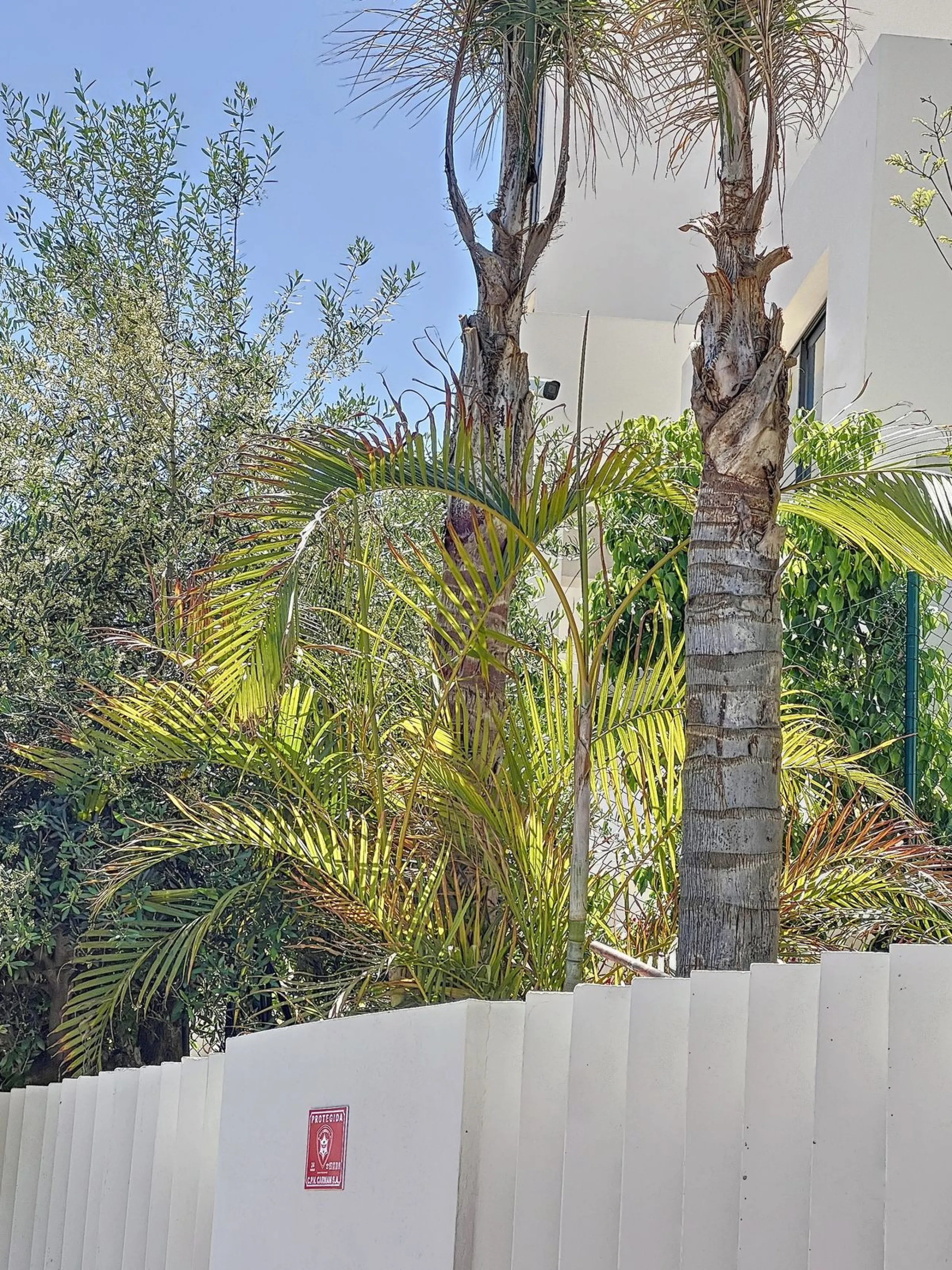 House - Detached Villa в продаже в Marbella, Málaga. В доме 4 спален и 4 ванных комнат. Площадь дома 264 м²