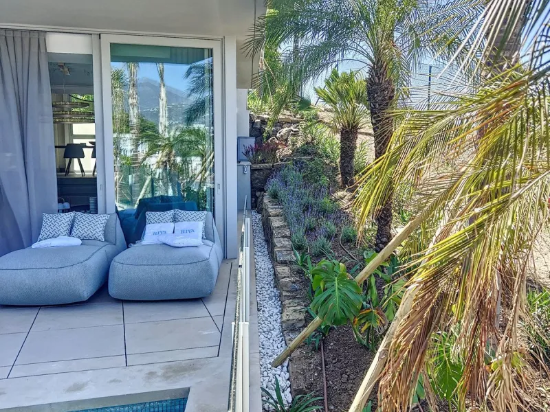 House - Detached Villa в продаже в Marbella, Málaga. В доме 4 спален и 4 ванных комнат. Площадь дома 264 м²