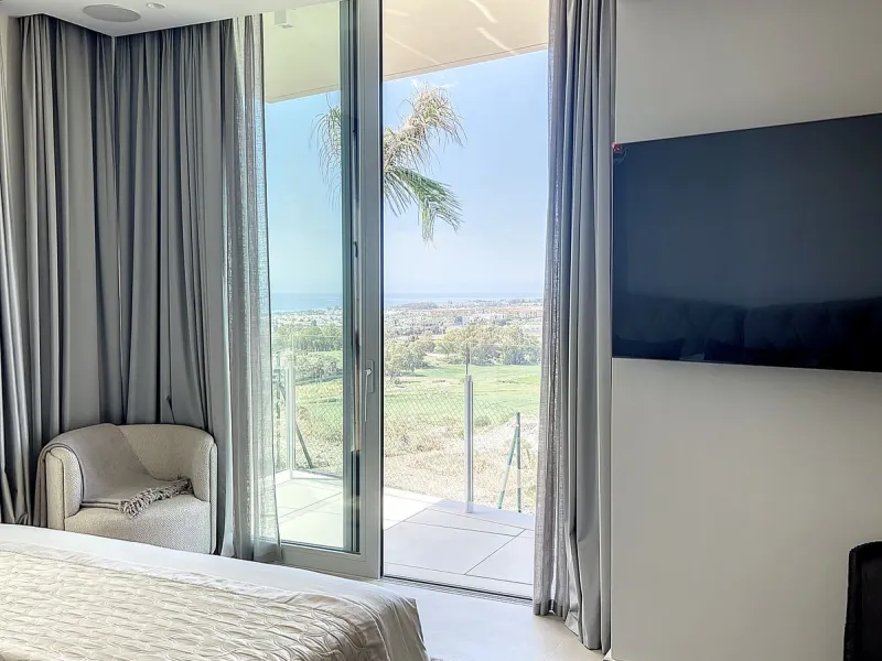 House - Detached Villa в продаже в Marbella, Málaga. В доме 4 спален и 4 ванных комнат. Площадь дома 264 м²
