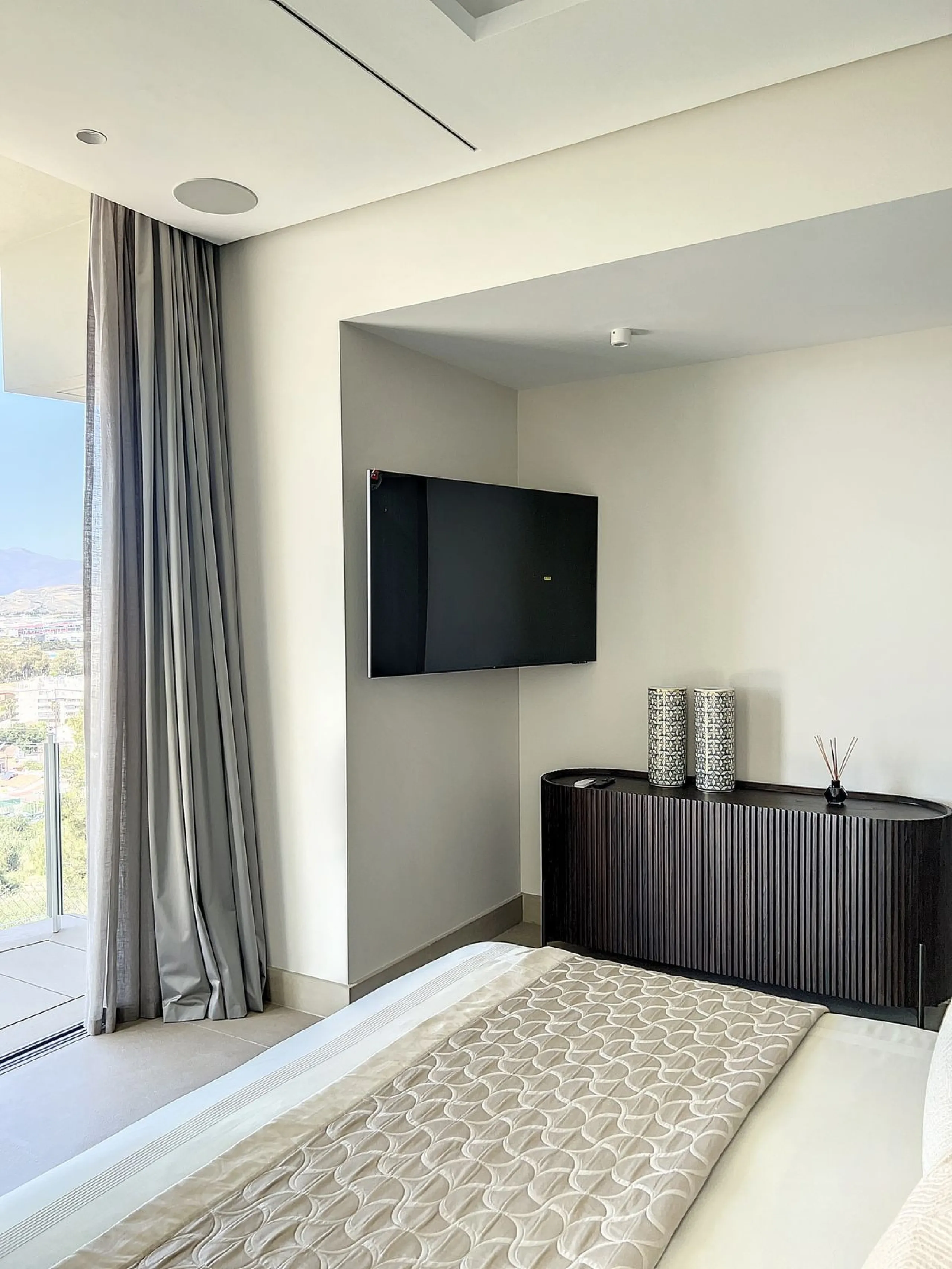 House - Detached Villa в продаже в Marbella, Málaga. В доме 4 спален и 4 ванных комнат. Площадь дома 264 м²