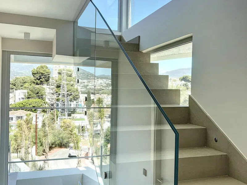 House - Detached Villa в продаже в Marbella, Málaga. В доме 4 спален и 4 ванных комнат. Площадь дома 264 м²